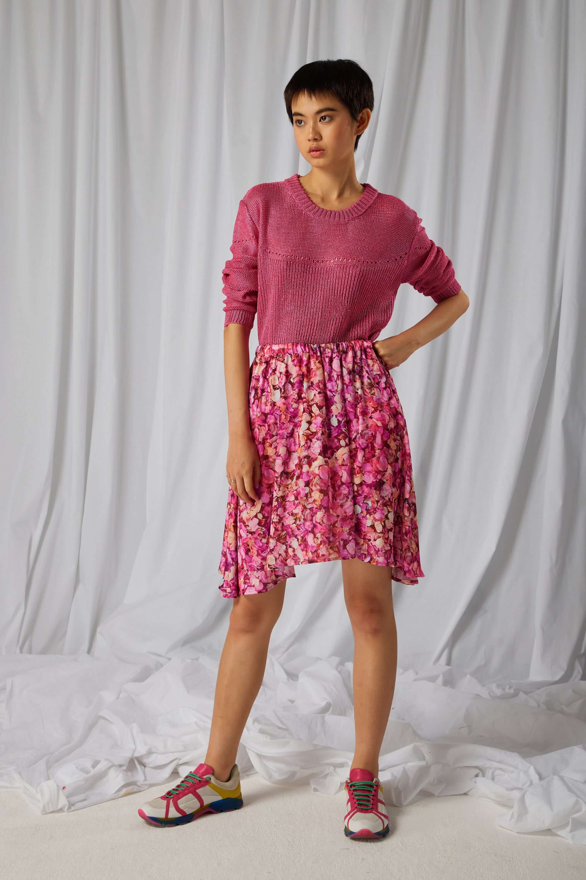 Serena skirt in Cabaret print